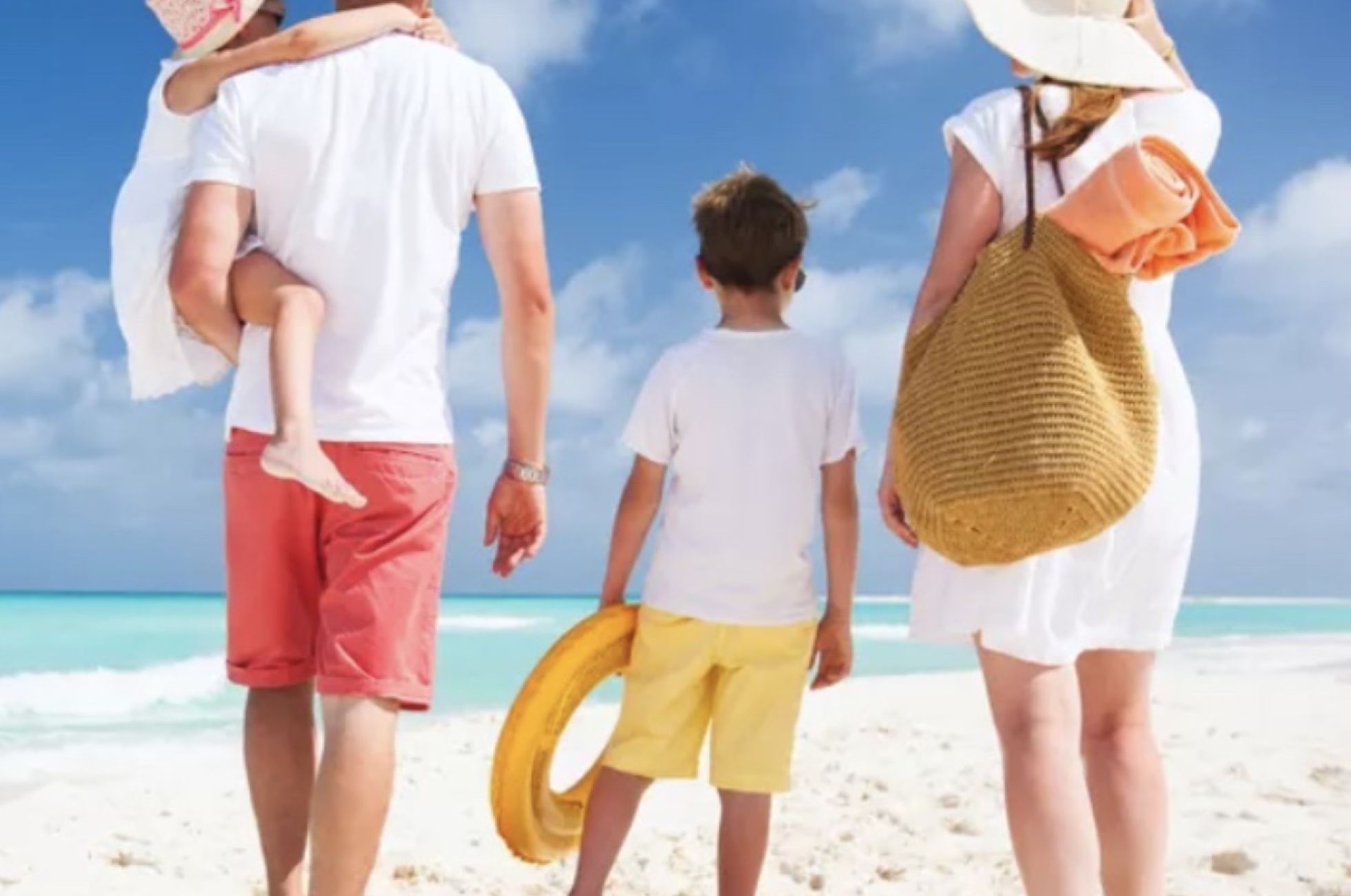 YOUR SUMMER AT HOTEL MANILA